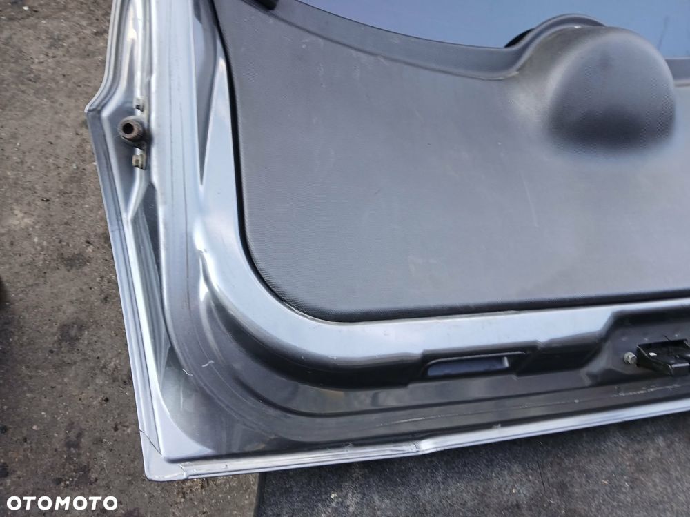 Nissan Micra K12 klapa bagażnika kod lakieru TRIM KY5G - 8