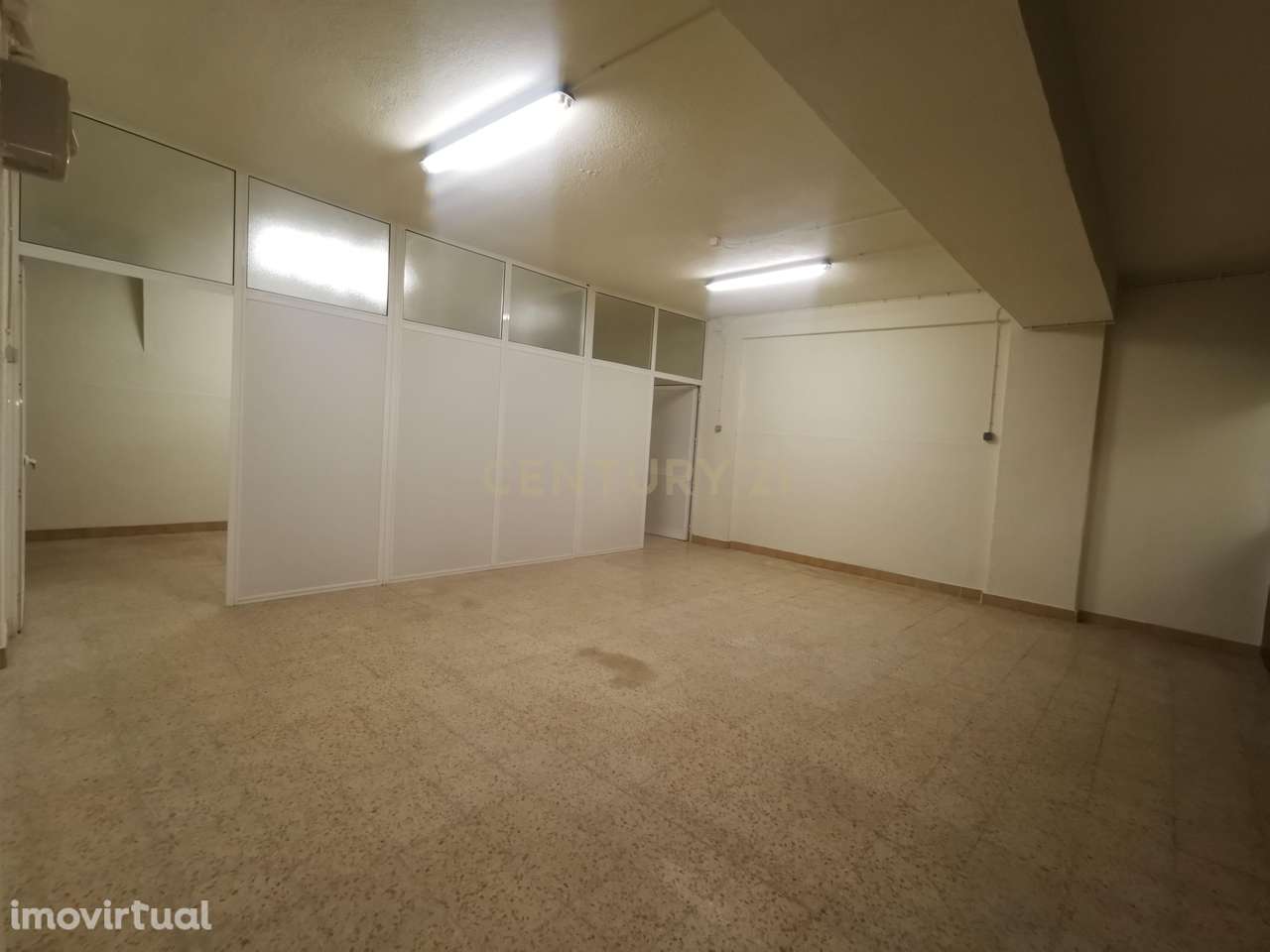 Armazém Póvoa de Santo Adrião - Odivelas - Grande imagem: 4/16