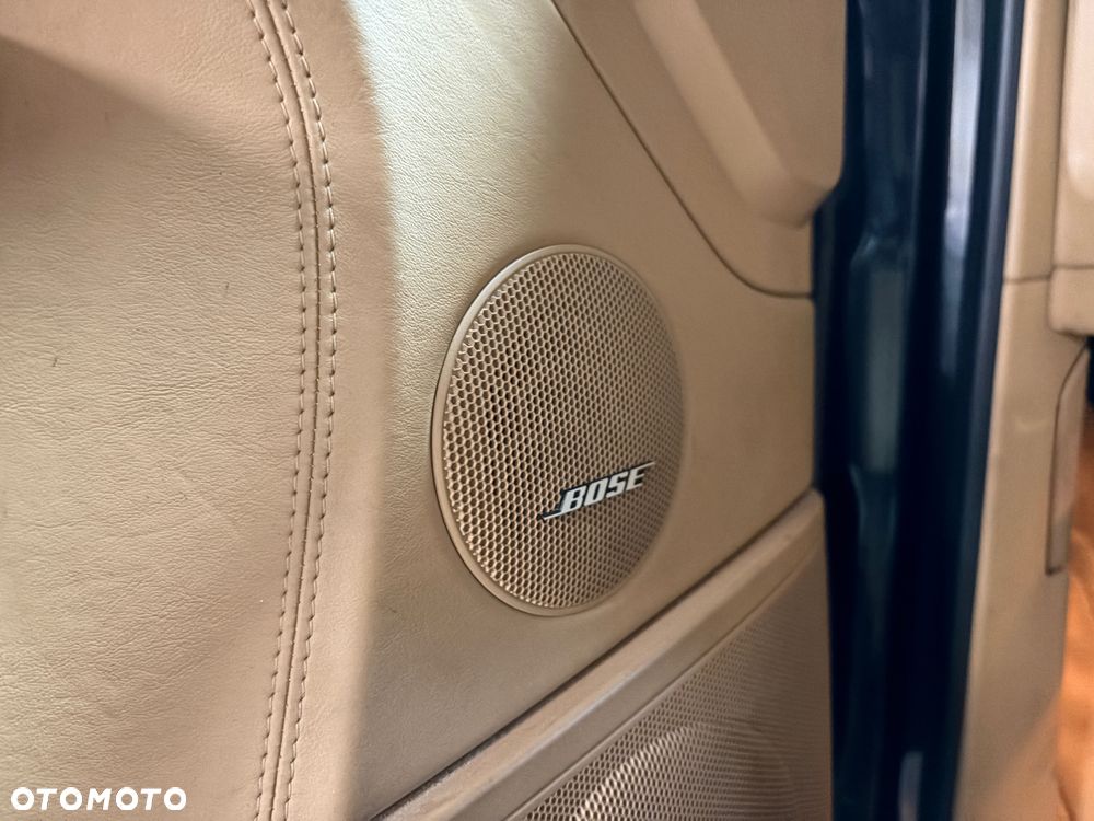 Porsche Cayenne Turbo - 24