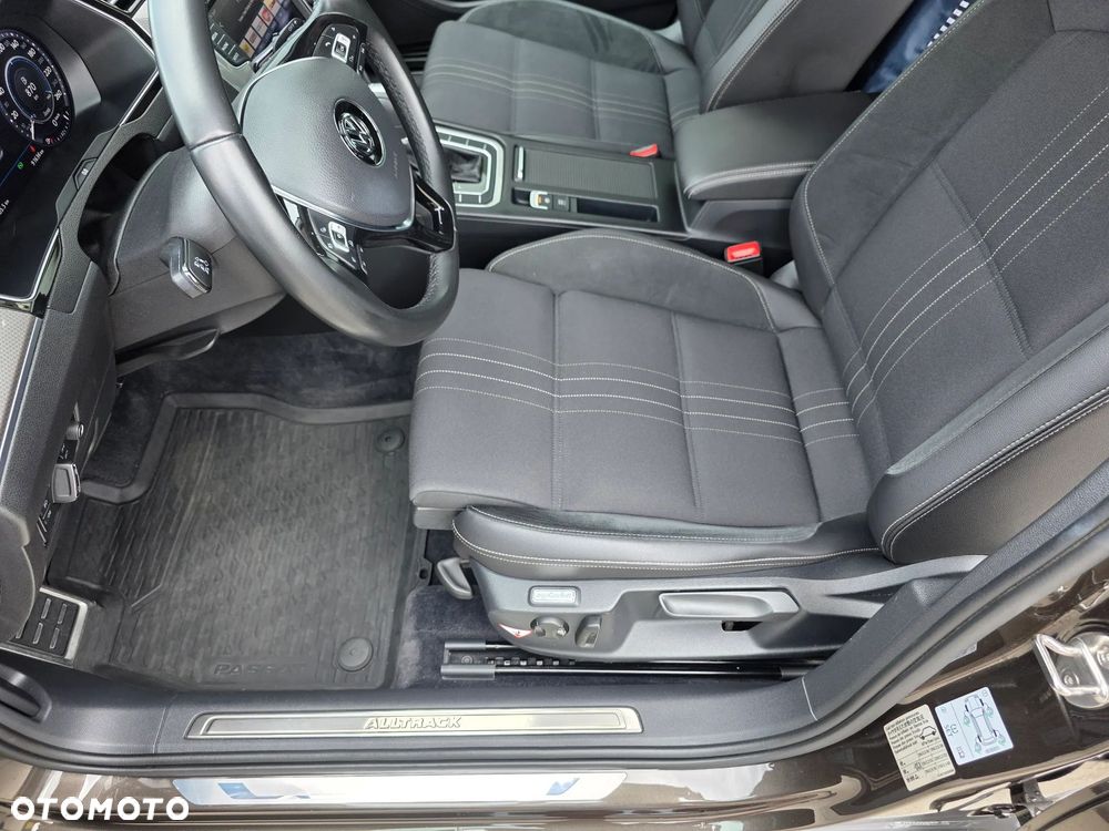 Volkswagen Passat 2.0 TDI BMT 4Mot Highline DSG - 8