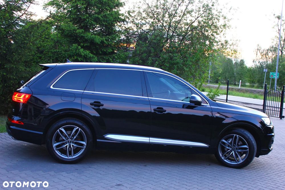 Audi Q7 - 10