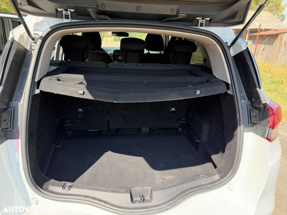 Renault Scenic - 13