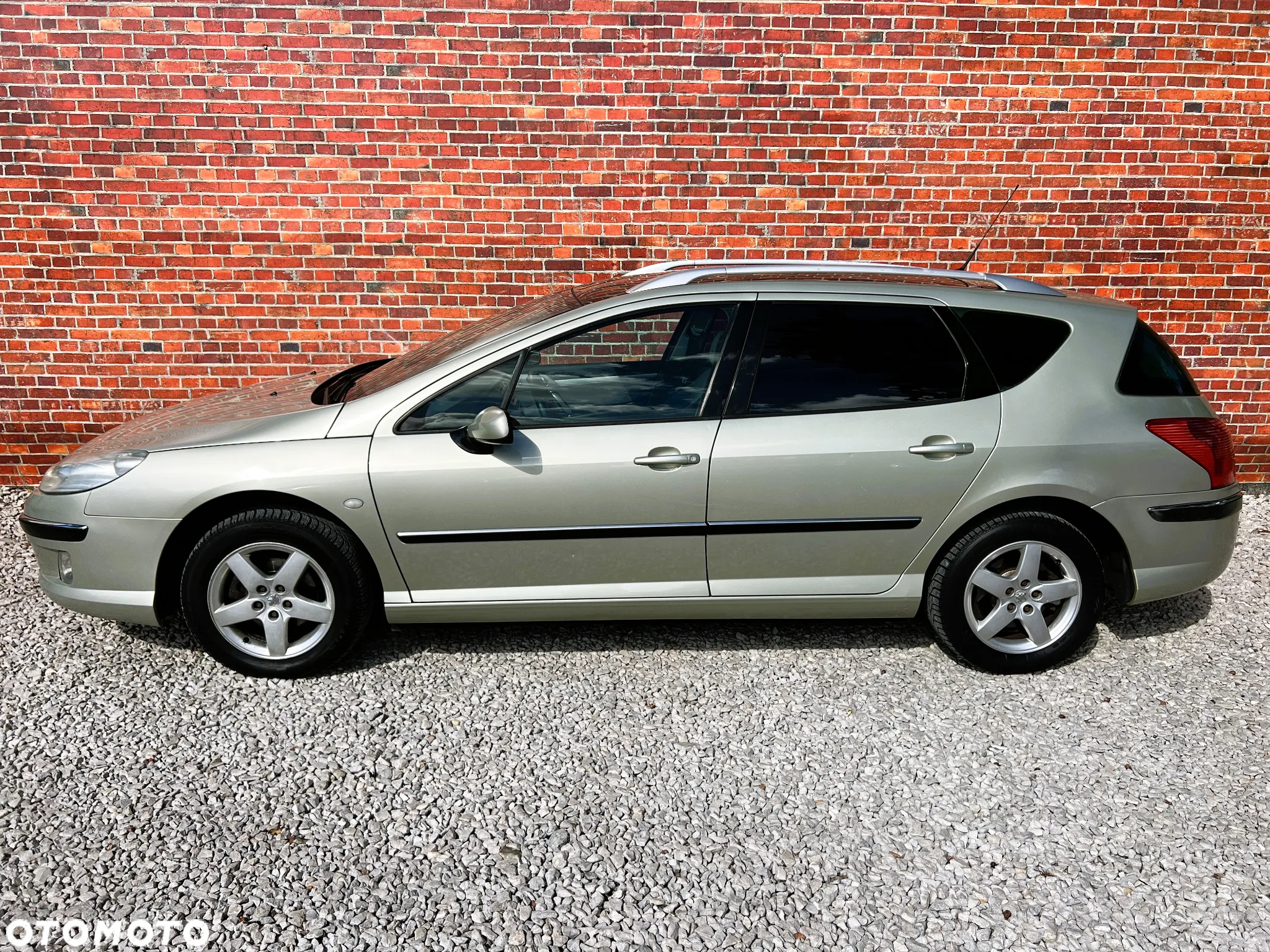 Peugeot 407 - 35