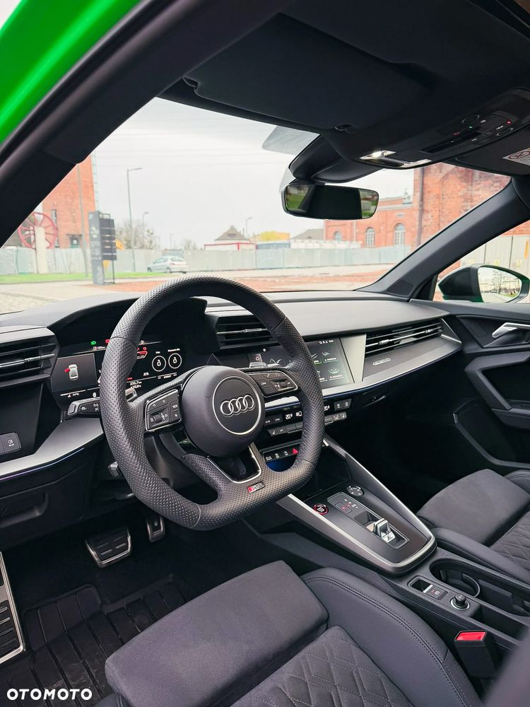 Audi RS3 Limousine - 18