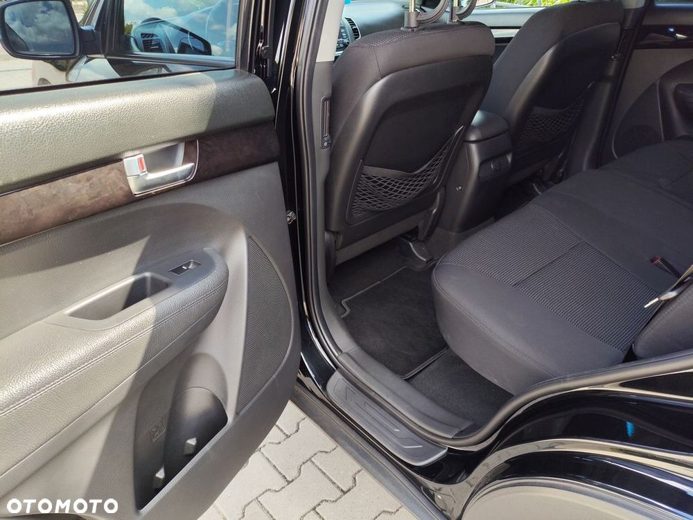 Kia Sorento - 7