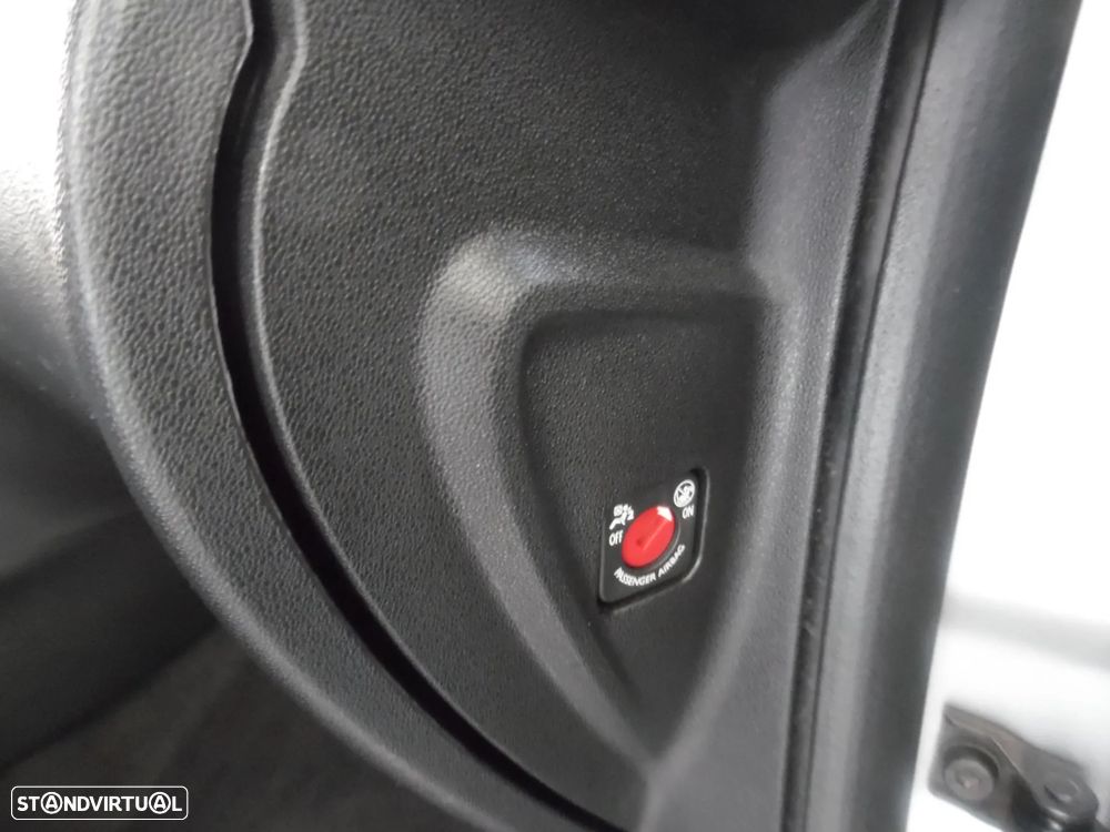 Citroën C3 1.2 PureTech Feel Pack - 23