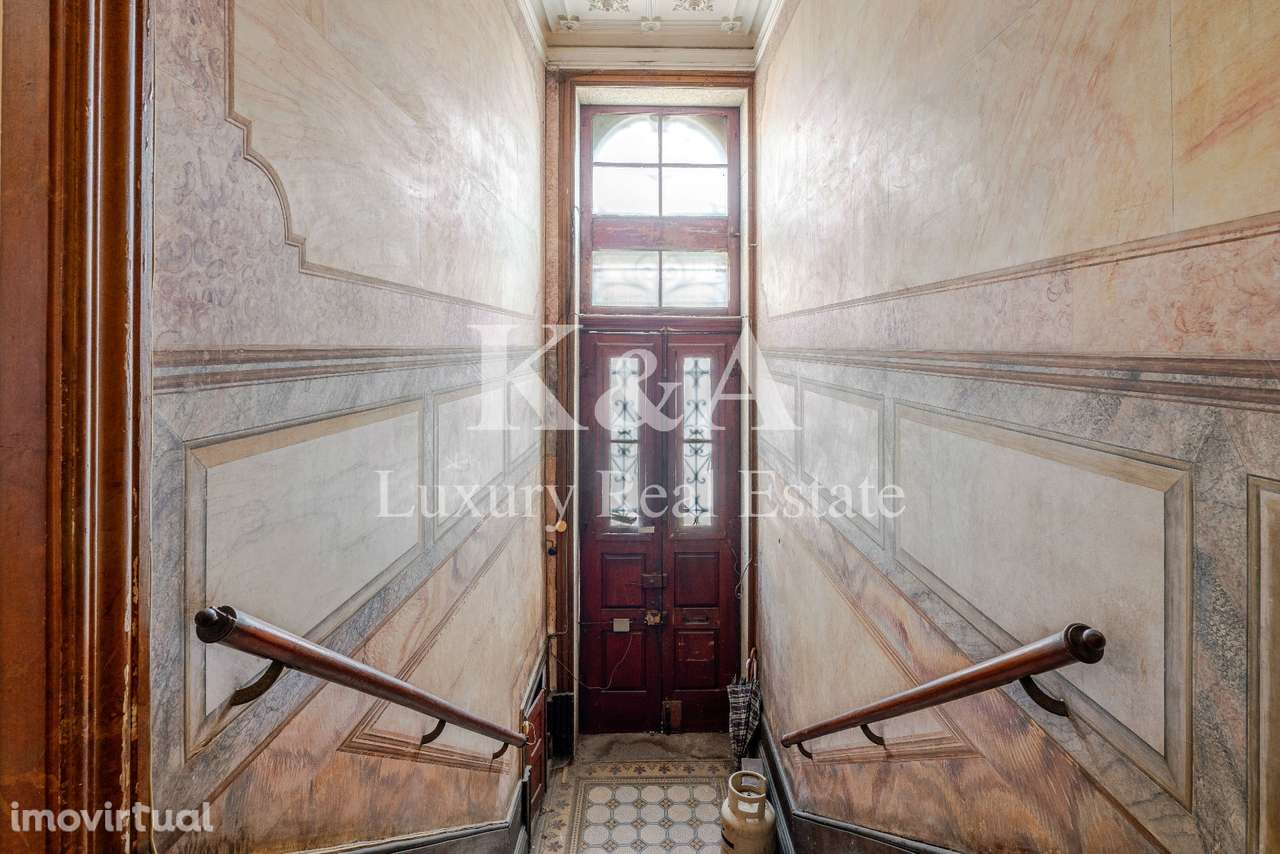 Moradia para recuperar na zona de Serralves. - Grande imagem: 4/13