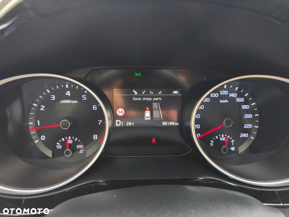 Kia Ceed 1.4 T-GDI DCT OPF Vision - 28