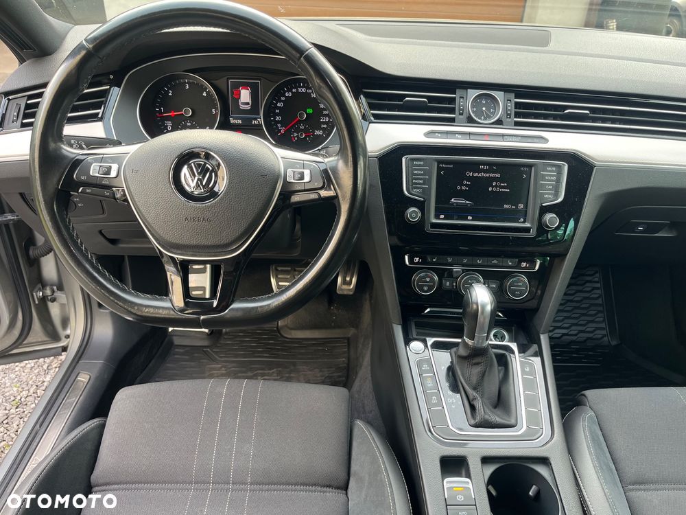 Volkswagen Passat 2.0 TDI SCR DSG Business - 21