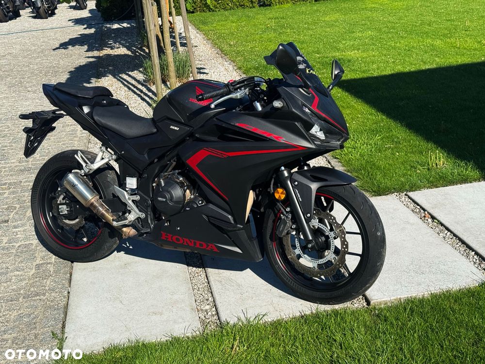 Honda CBR - 1