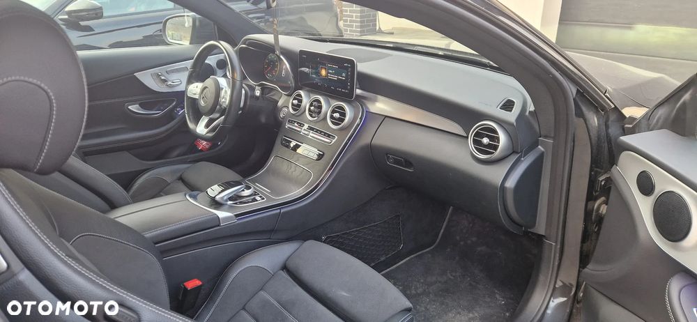 Mercedes-Benz Klasa C 220 d 4Matic 9G-TRONIC AMG Line Plus - 35