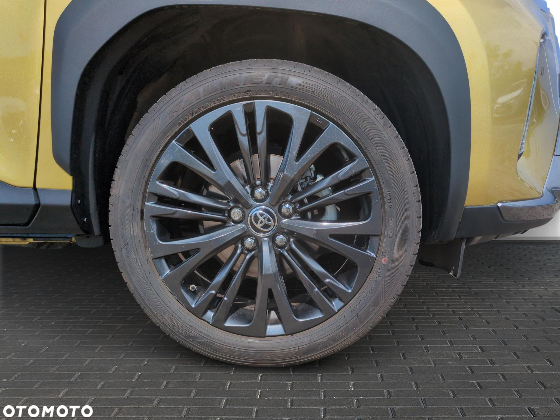 Toyota Yaris Cross - 19