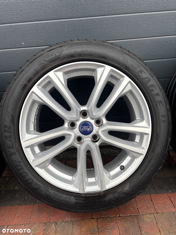 Alufelgi z Oponami Ford 5x108 7.5Jx18 ET 52.5 235/50/18 CJ5C-M1B F0053 - 5