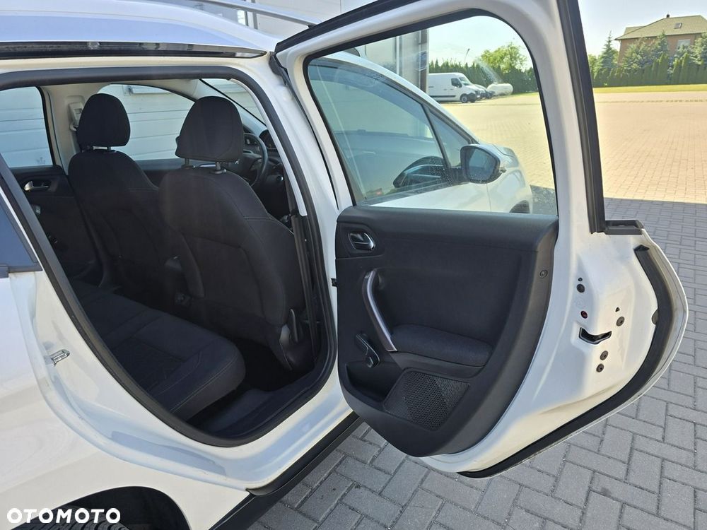 Peugeot 2008 - 25