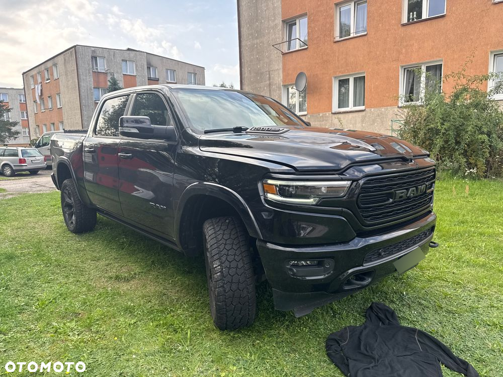 RAM 1500 5.7 Crew Cab Shortbed Limited Black - 10