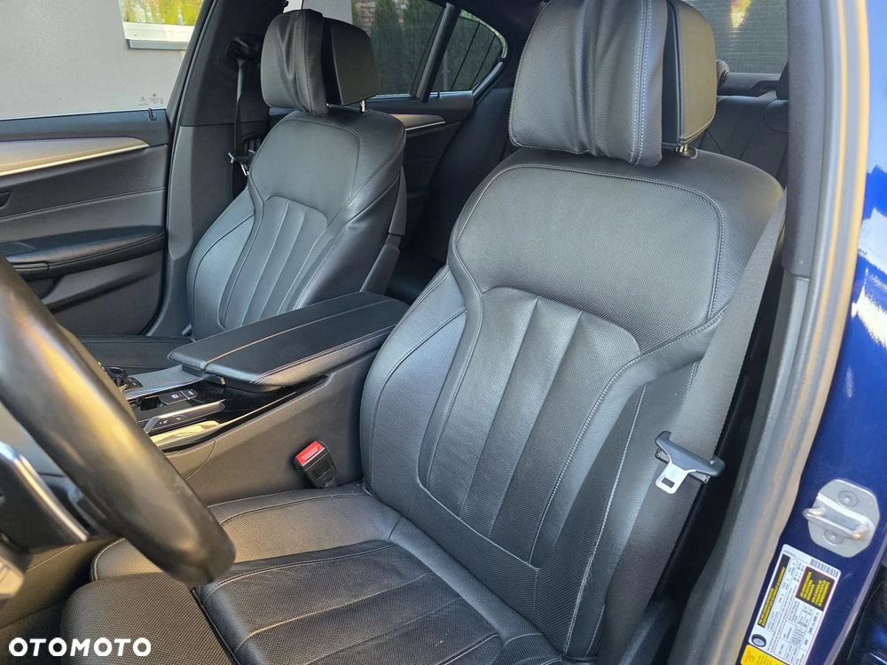 BMW Seria 5 540i xDrive M Sport sport - 24
