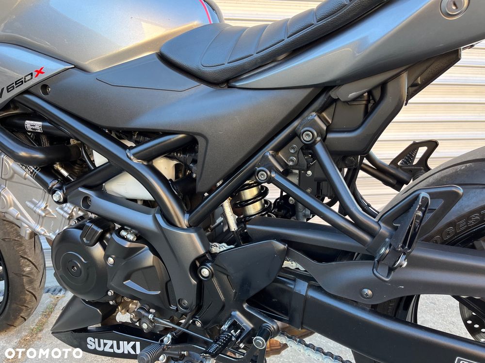 Suzuki SV - 35