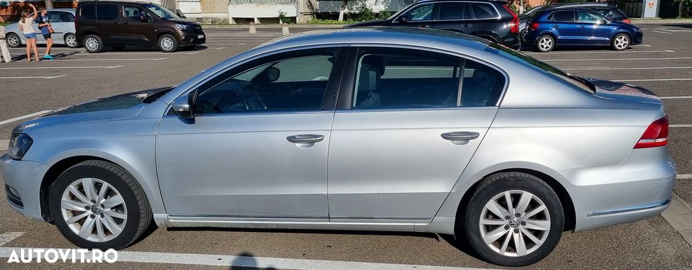 Volkswagen Passat - 3