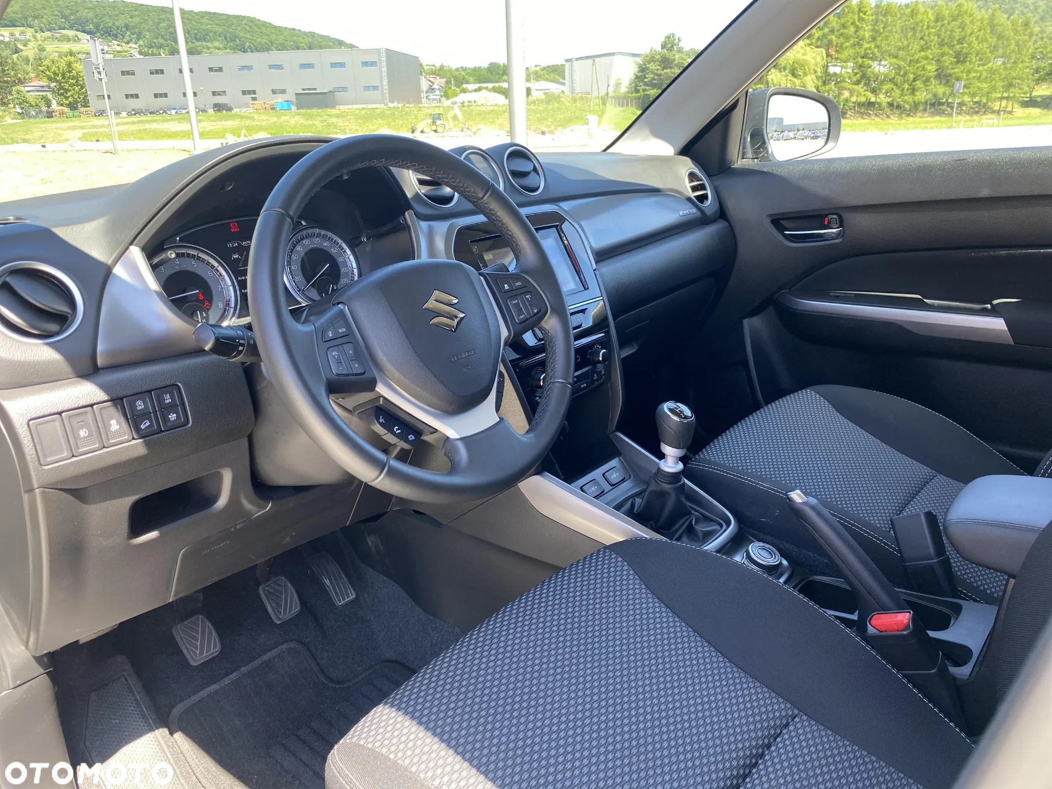 Suzuki Vitara 1.4 Boosterjet SHVS Premium 4WD - 9