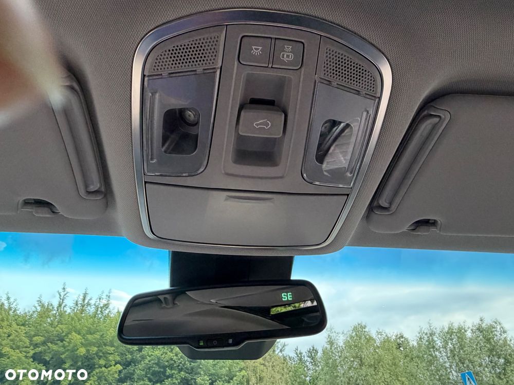 Hyundai Tucson 2.0 CRDI Premium 4WD - 28