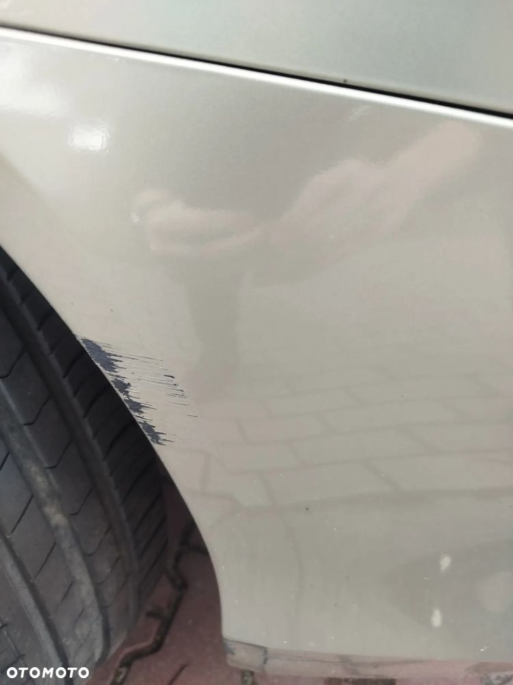 Mitsubishi Lancer 1.8 Invite - 13