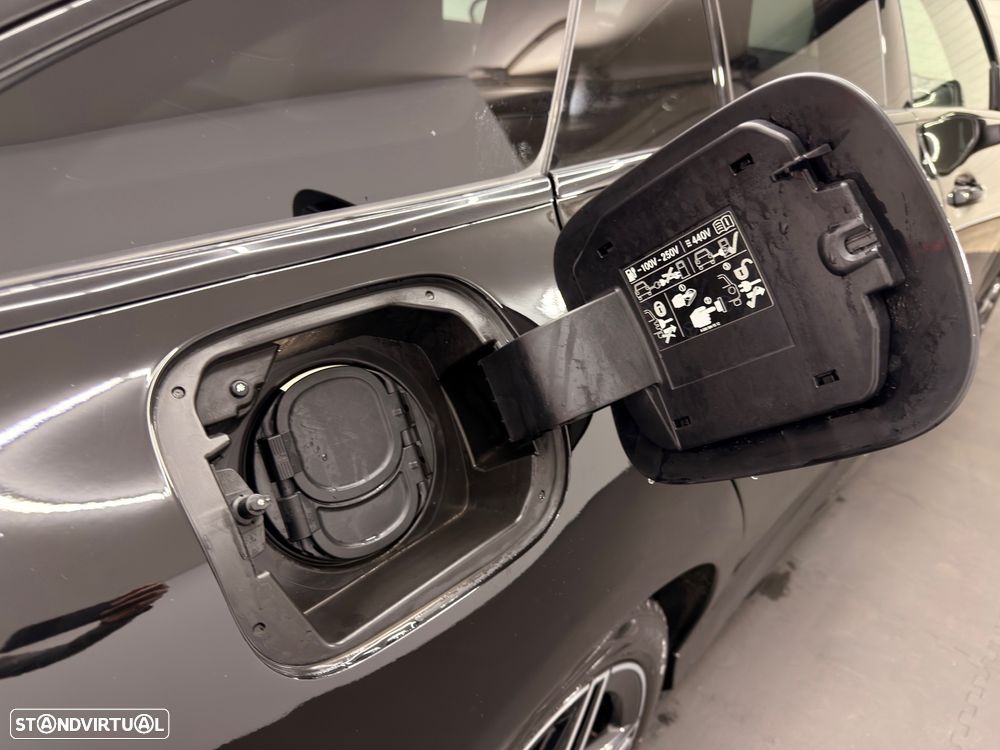 Mercedes-Benz CLA 250 e 8G-DCT Edition AMG Line - 28