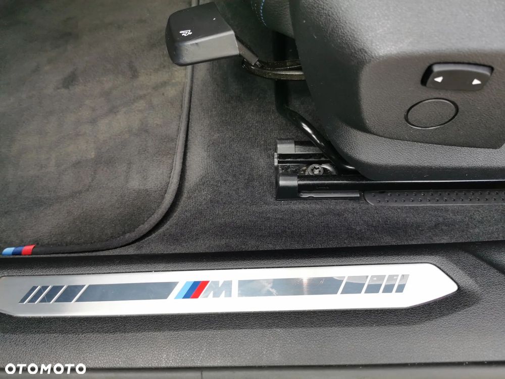 BMW Seria 2 220d M Sport - 18