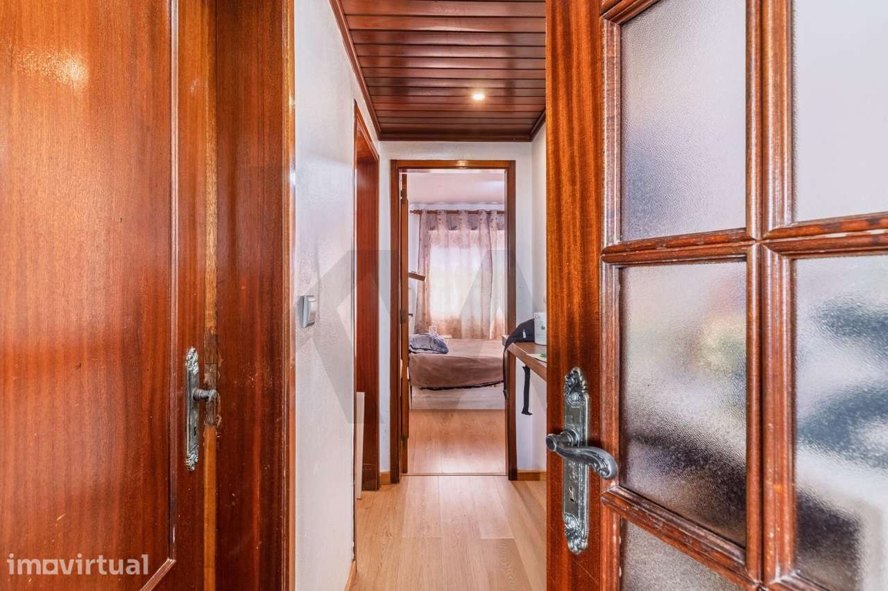 Apartamento T2 – Cidade Nova – Santo António dos Cavaleiros - Grande imagem: 5/15