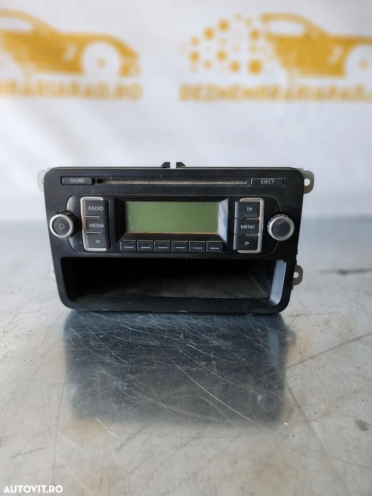 Radio Cd Vw Golf 5 Golf 6 Jetta Touran Caddy Etc. Cod 1KA - 1