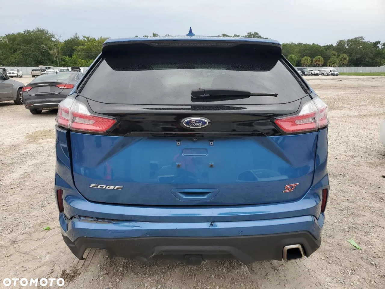 Ford Edge - 5