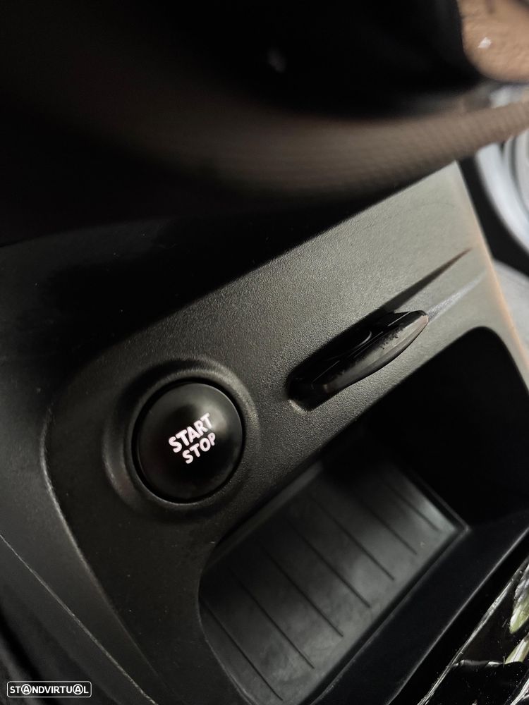 Renault Captur 1.5 dCi Sport EDC - 27