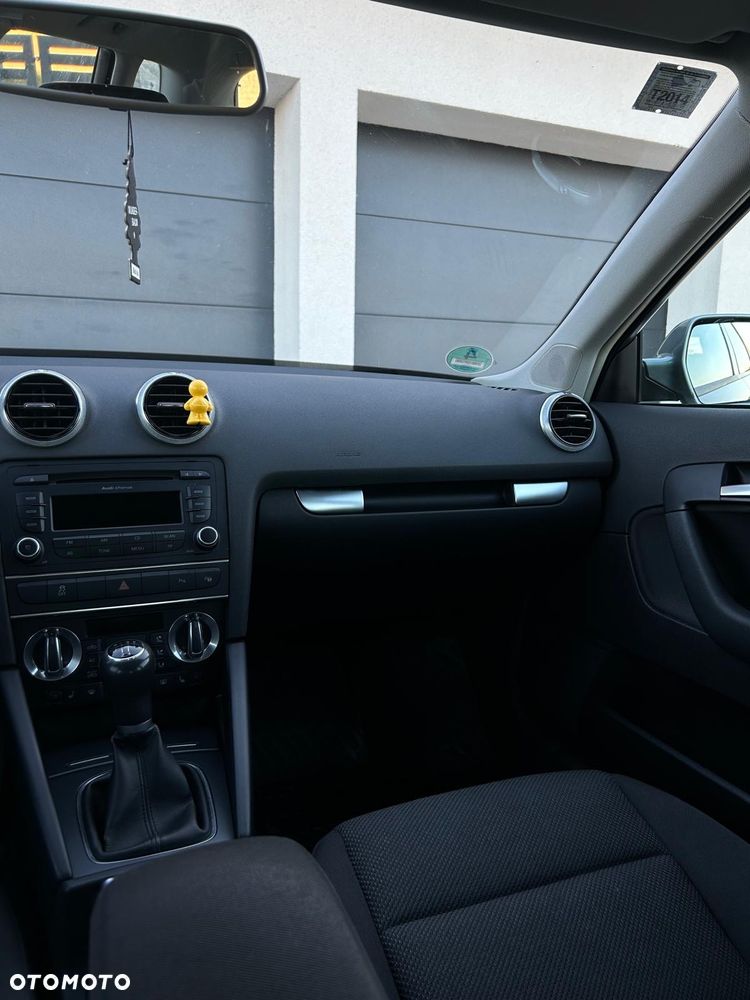 Audi A3 Sportback - 12
