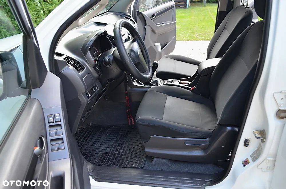 Isuzu D-Max 1.9 DC L - 11