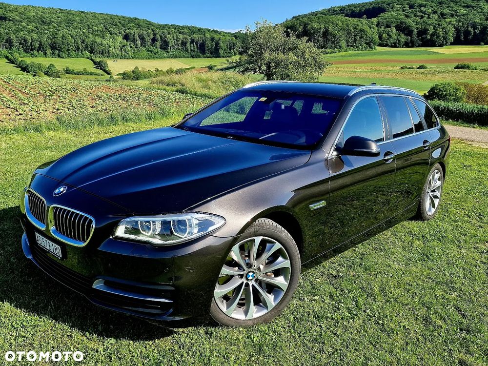 BMW Seria 5 530d Touring Luxury Line - 1