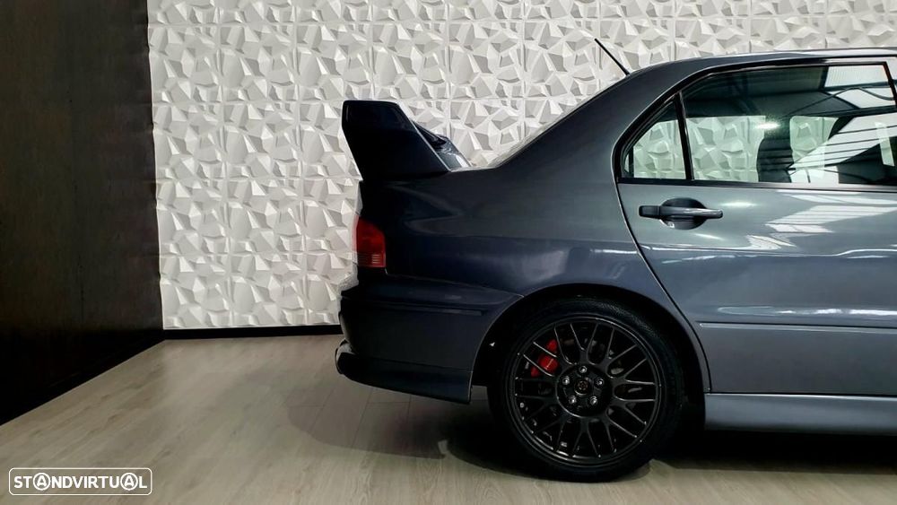 Mitsubishi Lancer Evolution VII RS-II - 5
