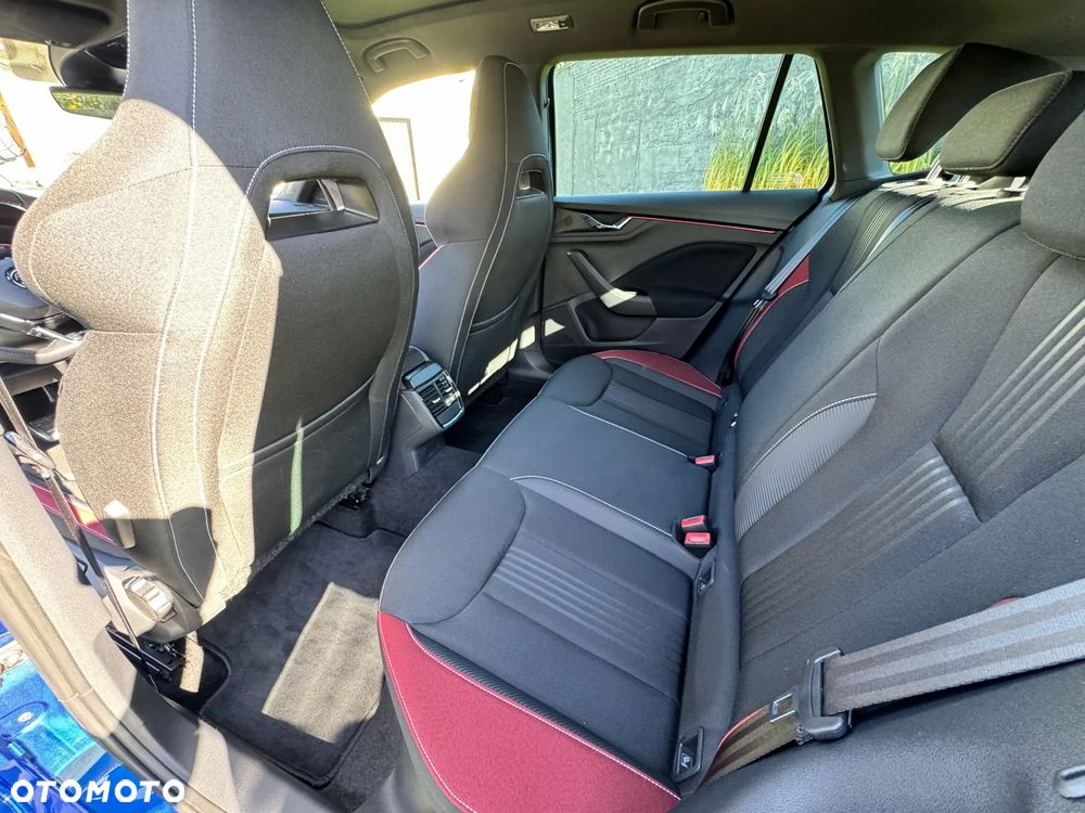 Skoda Kamiq 1.5 TSI Monte Carlo DSG - 6
