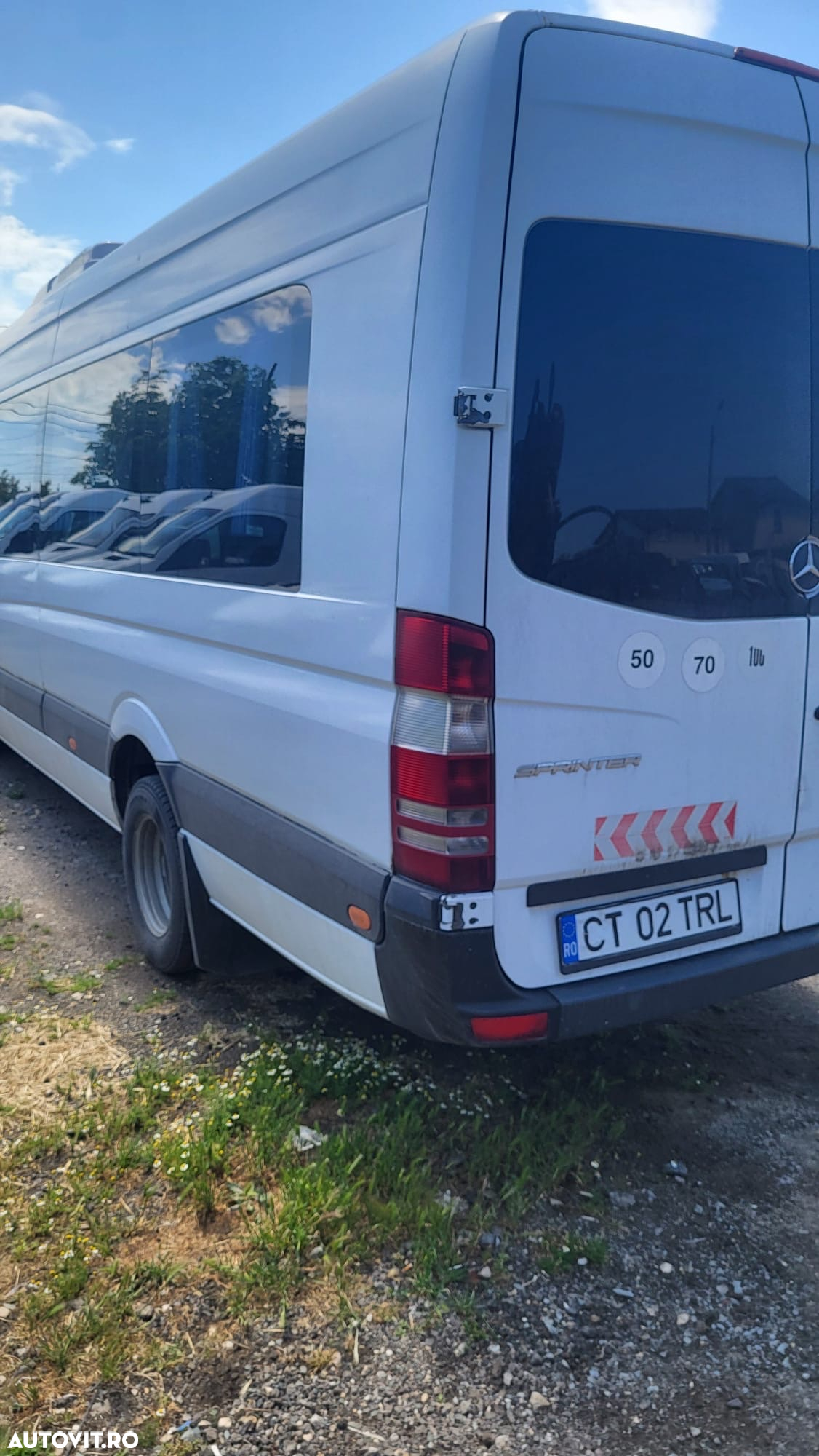 Mercedes-Benz Sprinter - 10