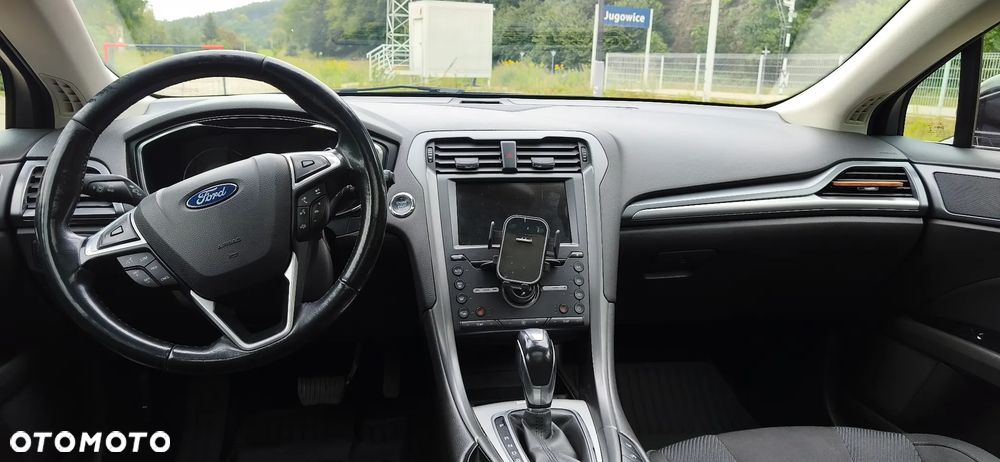 Ford Mondeo - 17