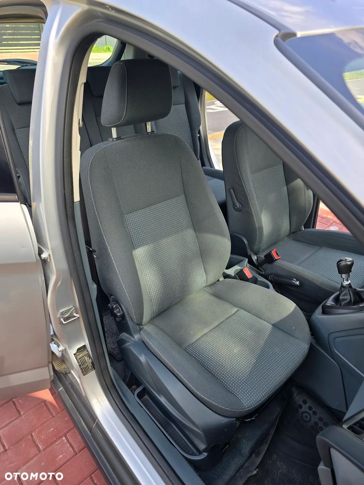Ford C-MAX 1.6 TDCi Start-Stop-System Champions Edition - 21