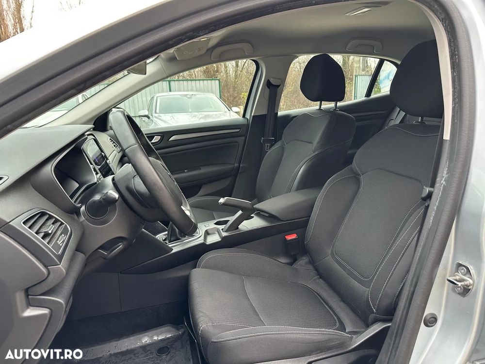 Renault Megane Blue dCi 116 Intens - 10