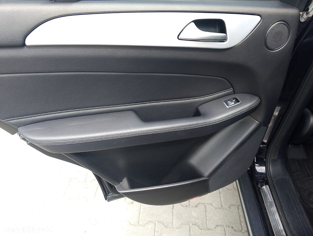 Mercedes-Benz GLE 250 d 4-Matic - 22