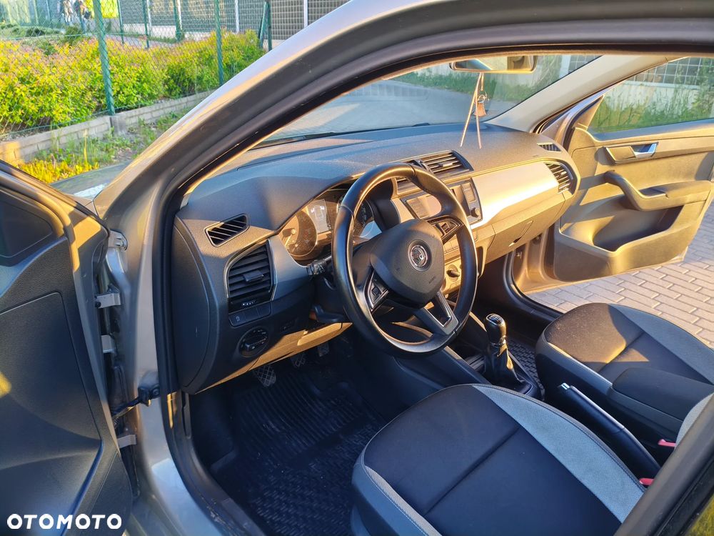 Skoda Fabia 1.2 TSI Ambition - 11