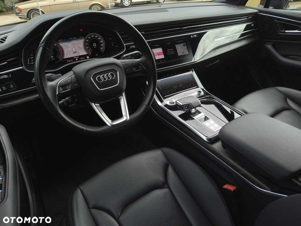 Audi Q7 - 11