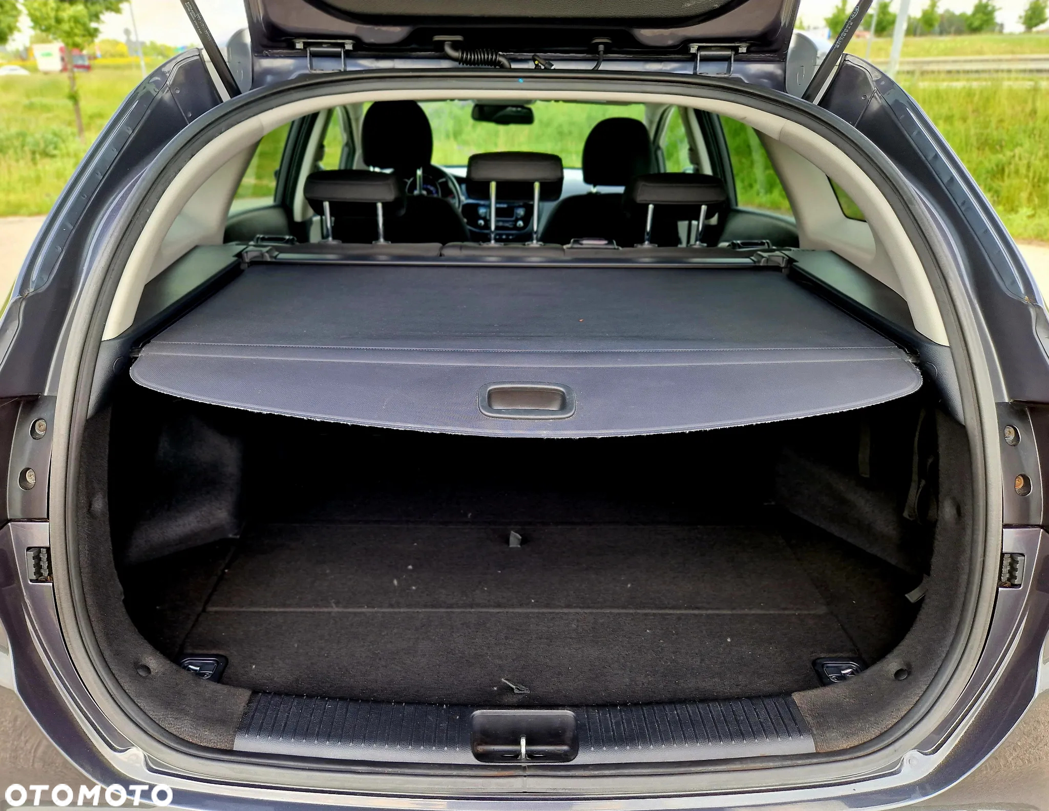 Kia Ceed - 8