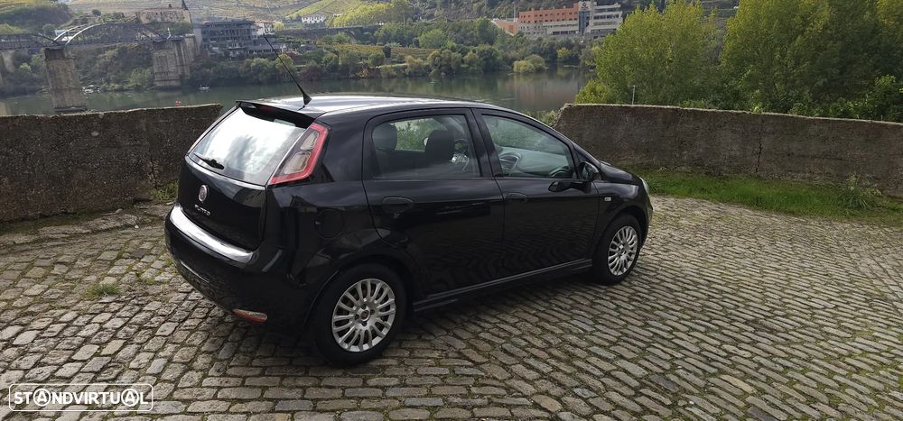 Fiat Punto 1.2 Young II S&S - 8