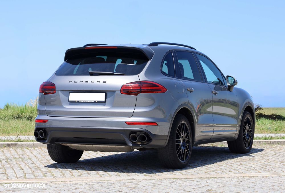 Porsche Cayenne S E-Hybrid - 9