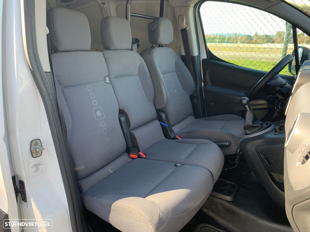 Citroën Berlingo 1.6 e-HDi Exclusive - 17