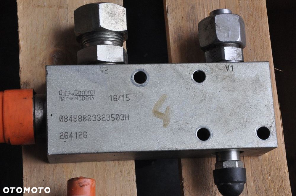 ZAMEK HYDRAULICZNY MANITOU - 8