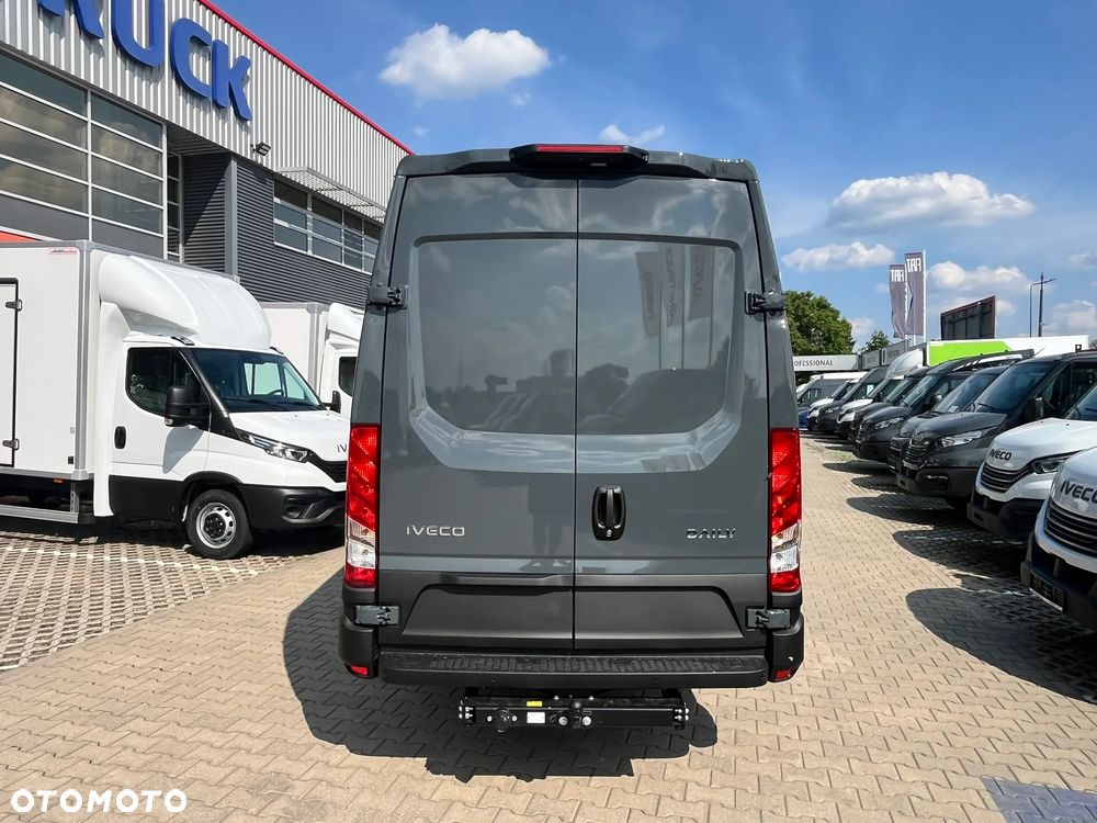 Iveco HAK W CENIE - WYPRZEDAŻ DEALERA - Daily 35s18hv - 11