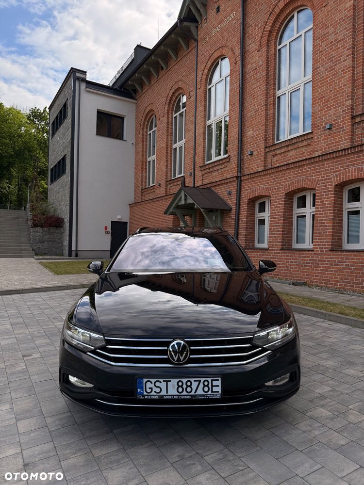 Volkswagen Passat 2.0 TDI EVO Business DSG - 1